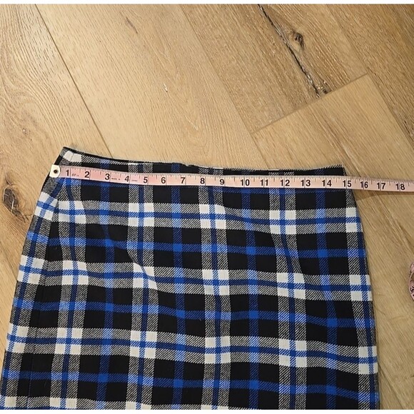 Classic Wool Blend Plaid Mini Skirt Womens 6P Blue Black Academia Tartan Preppy - Picture 2 of 8
